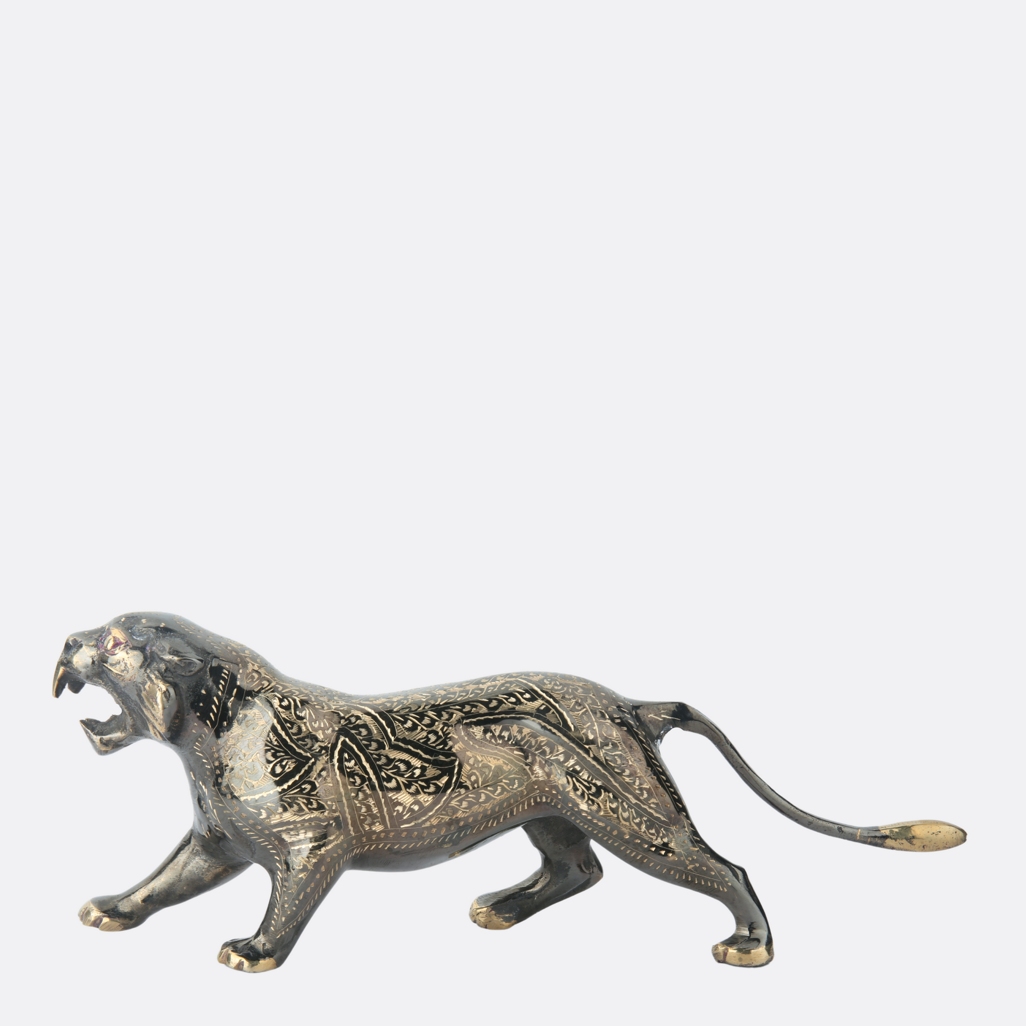 Engraved Texture Brass Leopard Sculpture