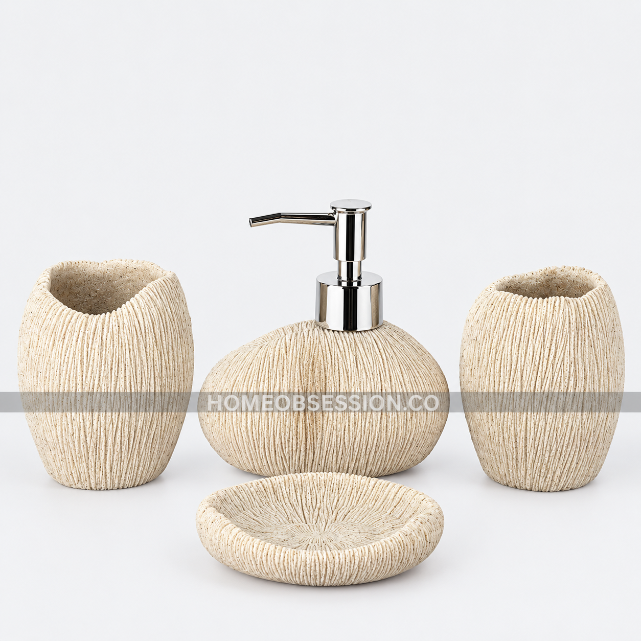 Cockle 4 Pieces Bath Set